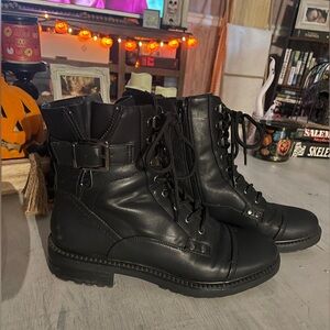 Guess combat boots